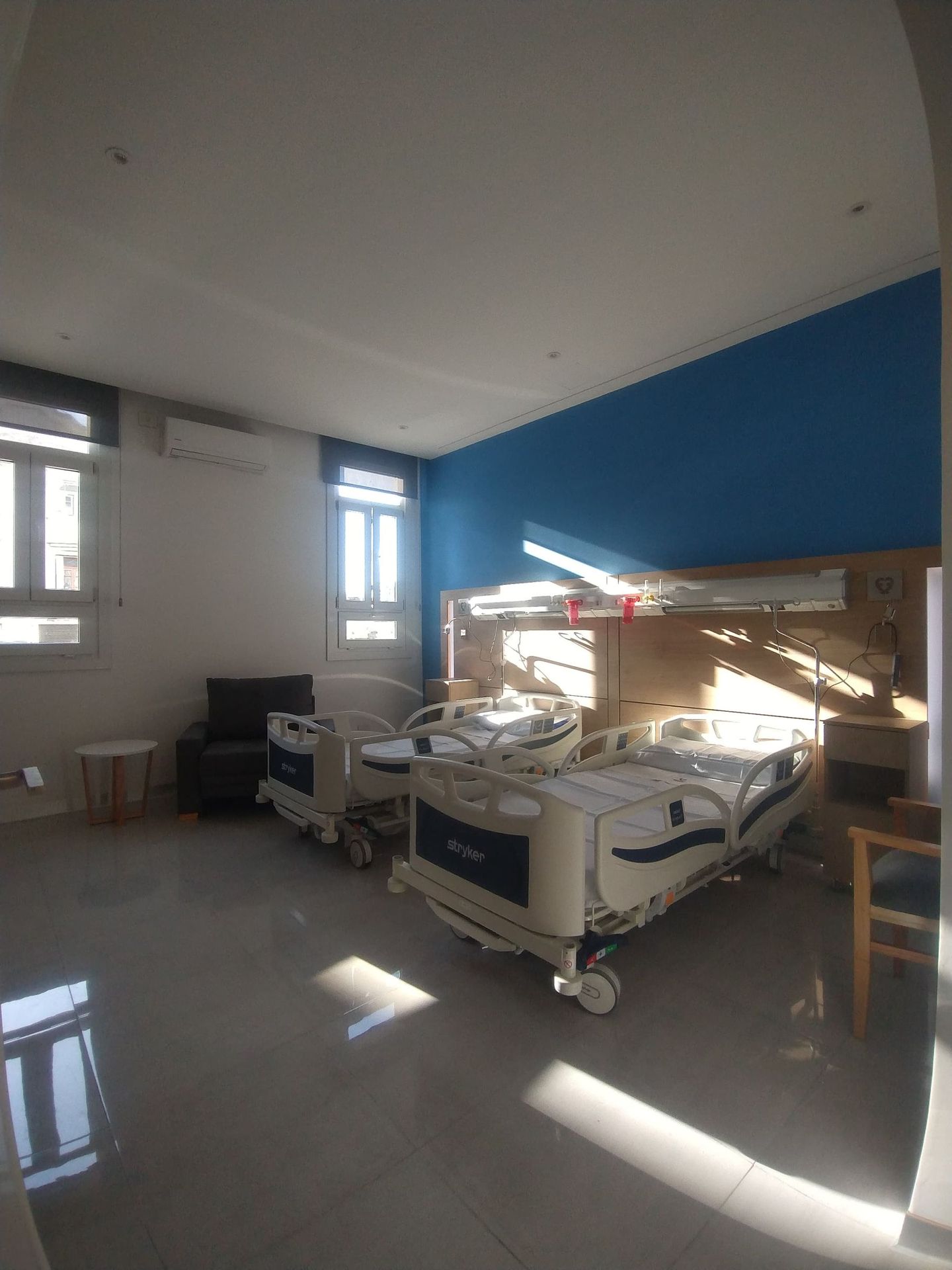 Piso de internación · Centro Gallego, internación en CABA — foto 4 de 11. Proyecto del Arq. Germán Vazquez