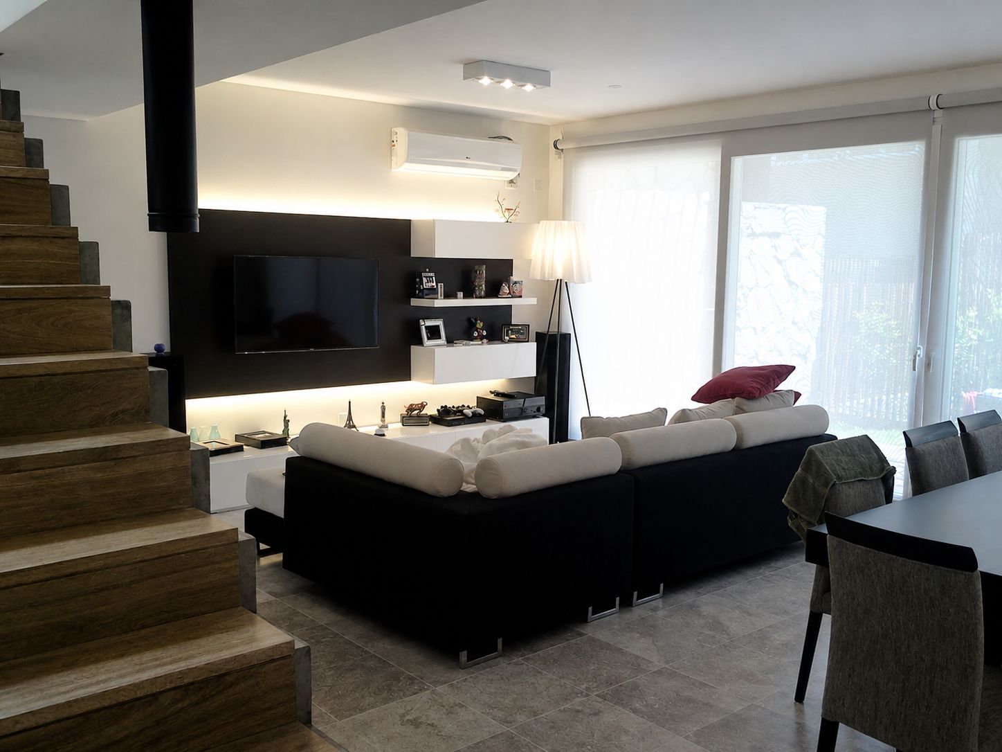 Remodelación MC, remodelación interna de PH en Pacheco, Buenos Aires — foto 2 de 2. Proyecto del Arq. Germán Vazquez